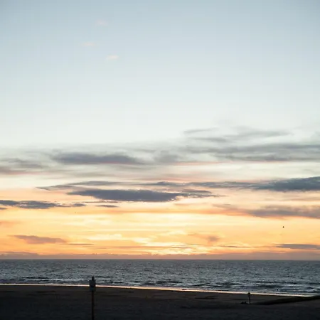 - Frontal Sea View 아파트 오스텐드